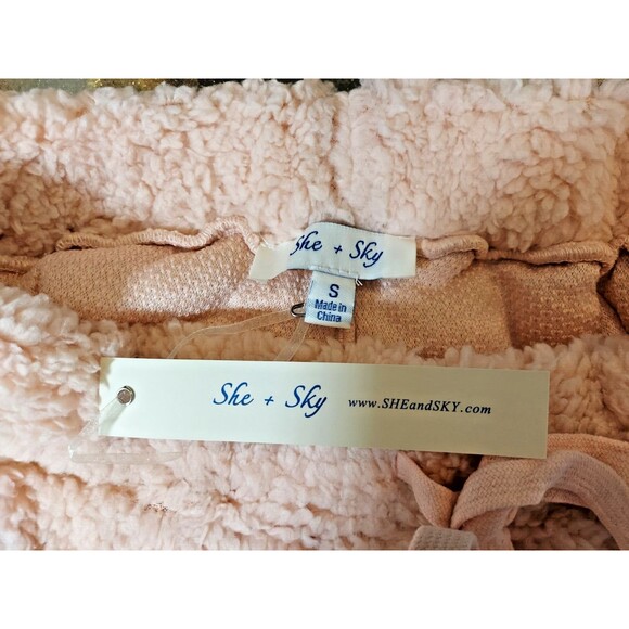 New She & Sky Pink Shaggy Fluffy Shorts size S NWT - Picture 5 of 6